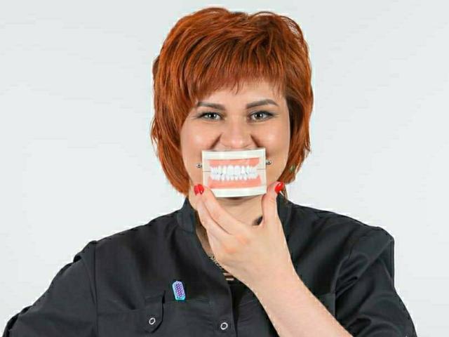 Превентивна стоматологія Марини Черкащенко. Пародонтолог Черкащенко