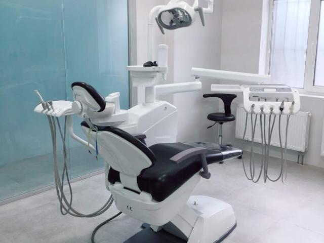 Pro-Dent Implant стоматологія 24/7
