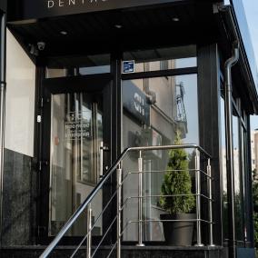 Hladkov dental studio - стоматологія Гладкова photo
