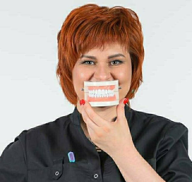 Превентивна стоматология Марини Черкащенко. Пародонтолог Черкащенко photo