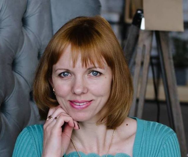 Надія Олійник