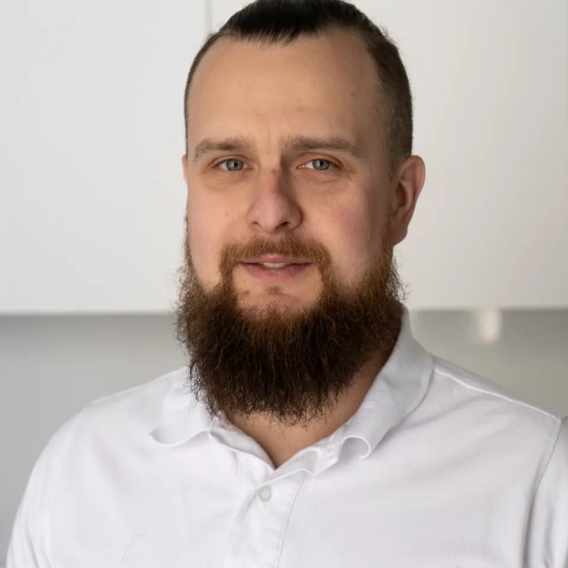 Цвик Олег Романович