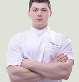 Адамидис Евгений