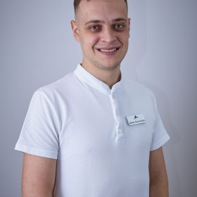 Денис Віталійович Яровий