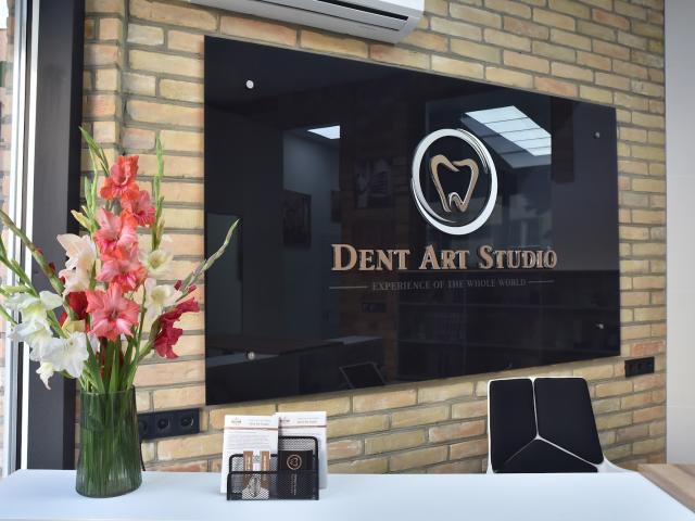 Dent Art Studio