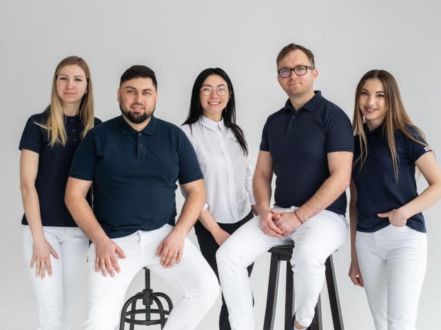 Естетична стоматологія тепер Ryzhak clinic