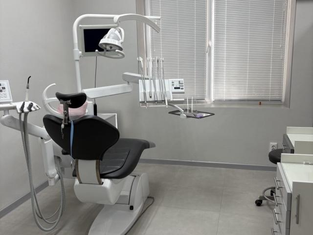 Стоматологічна клініка - Dnipro Dental