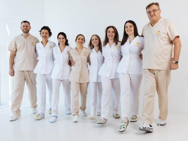 Стоматологічний кабінет ТОВ "МНВЦ " Плоскирів"