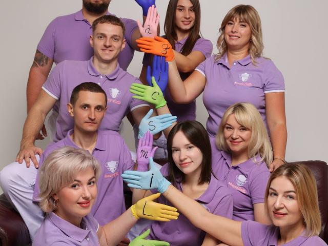 Стоматологічний центр "Magic Smile"