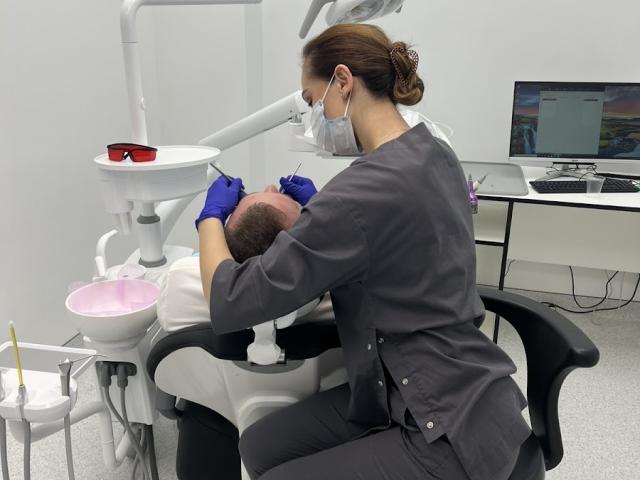 Стоматологія Giorno Dentale (Чистка зубів, Пломба, КТ, Імплант, Протез, Брекети, Вінір, Коронка) Клініка Болить зуб Вида