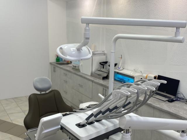 Стоматологія Lucky Smile Dental