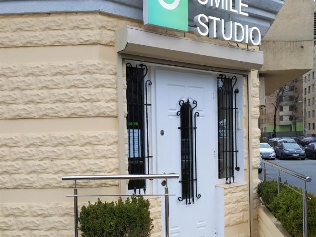 Стоматологія Smile Studio