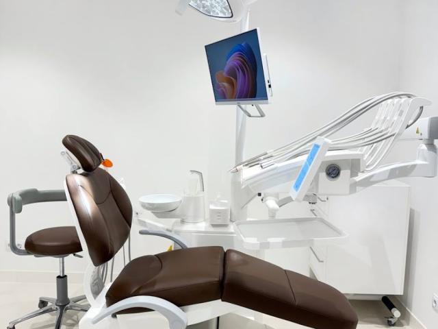 Стоматологія True Dentistry