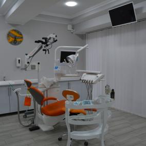 SOLTYS DENTAL STUDIO Стоматологія Чернівці . Центр імплантації та протезування Чернівці. Ортодонт. Швейцарські імпланти. photo