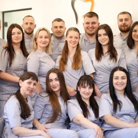 "DentaLux" - Клініка сімейної стоматології