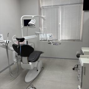 Стоматологічна клініка - Dnipro Dental