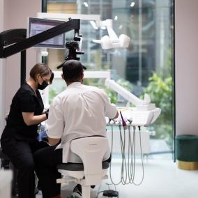 Стоматологічна клініка Yarema Dental