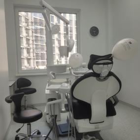 Стоматология Giorno Dentale (Чистка зубов, Пломба, КТ, Імплант, Протез, Брекети, Вінір, Коронка) Клиника Болить зуб Вида