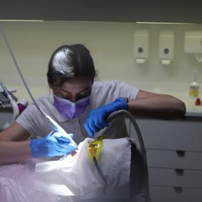 Стоматология Валерія Голуба - VALERIY HOLUB DENTISTRY