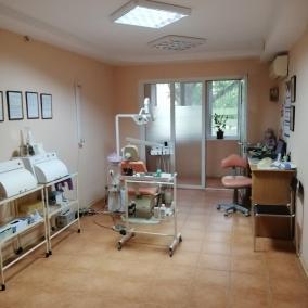 Стоматологическая клиника "МЕДИЦЕНТР"
