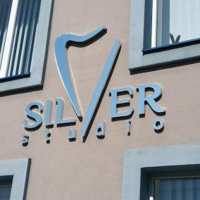 Центр Сучасної Стоматології та Імплантації Silver Studio