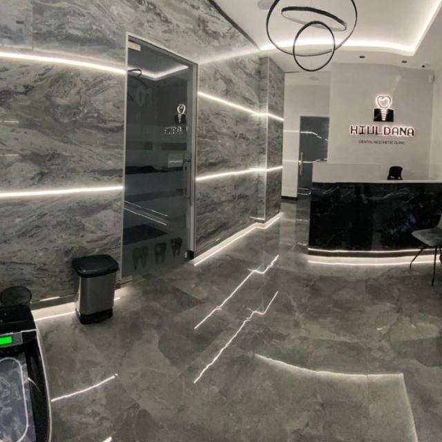 Hiuldana Dental Clinic - Стоматологія Київ
