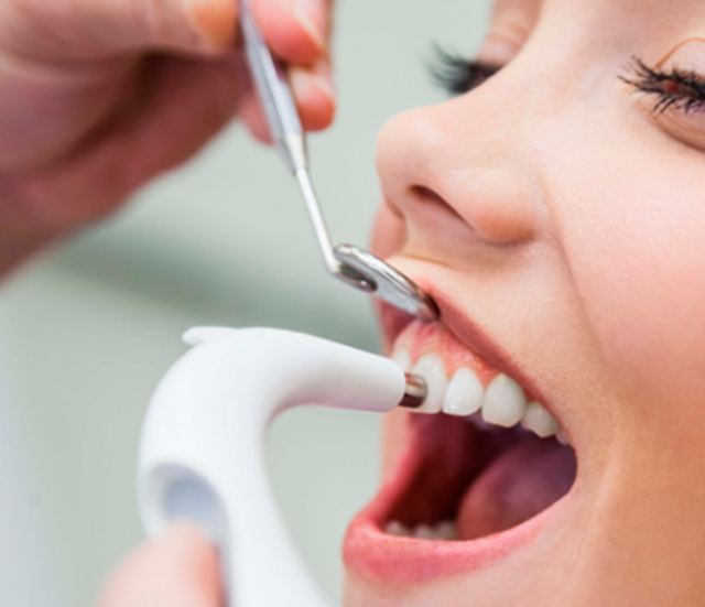 Клиника Denta-Pro. Стоматолог, ортодонт. Брекеты, виниры, импланты в Днепре