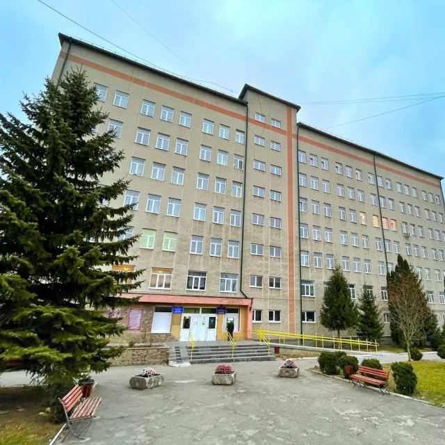 Поліклінічне відділення Чортківської ЦКРЛ photo