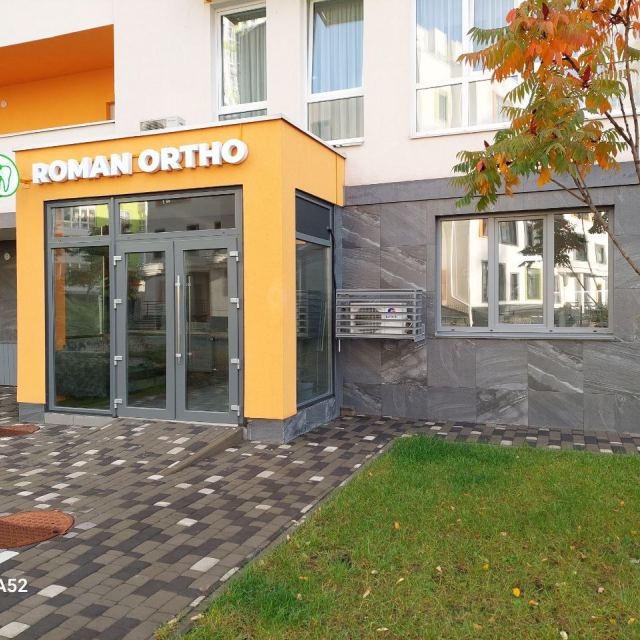 ROMAN ORTHO Стоматологія