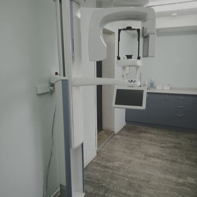 Стоматологічна 3D томографія зубів, панорамний знімок, ТРГ - Центр щелепно-лицевої діагностики