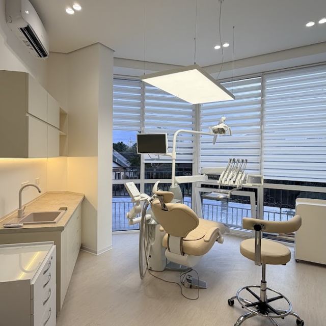 Стоматология Dental Zone