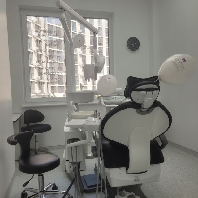 Стоматологія Giorno Dentale (Чистка зубів, Пломба, КТ, Імплант, Протез, Брекети, Вінір, Коронка) Клініка Болить зуб Вида