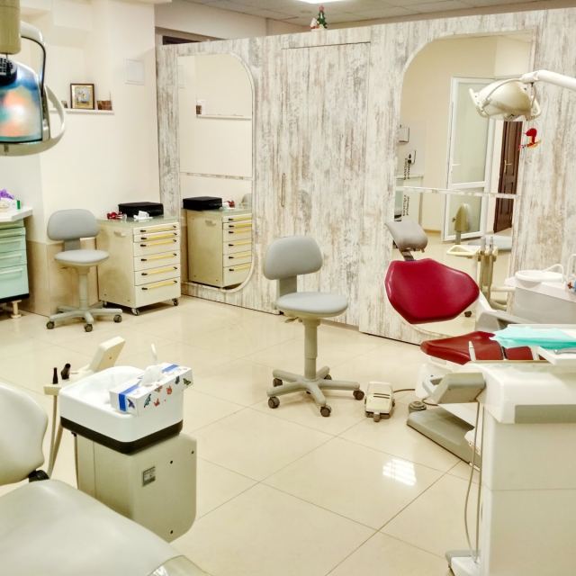 Стоматологія "Green Dental" на Зеленій113. Львів
