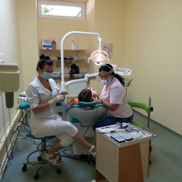 Стоматологія MyDentist