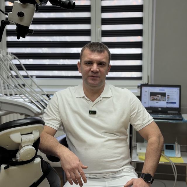 Стоматологія Назара Бурлакова