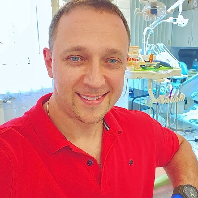 Стоматологія Олександра Сапожникова