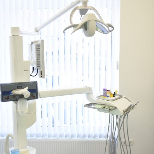 Стоматологія Respect Dental: сучасна стоматологічна клініка в Івано-Франківську