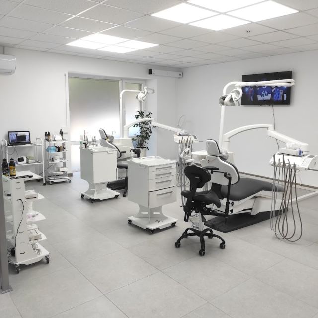 White Dental Clinic