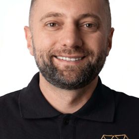 Данилів Юрій