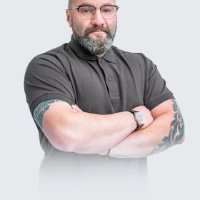 Максим Макаренко