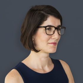 Юлия Санина